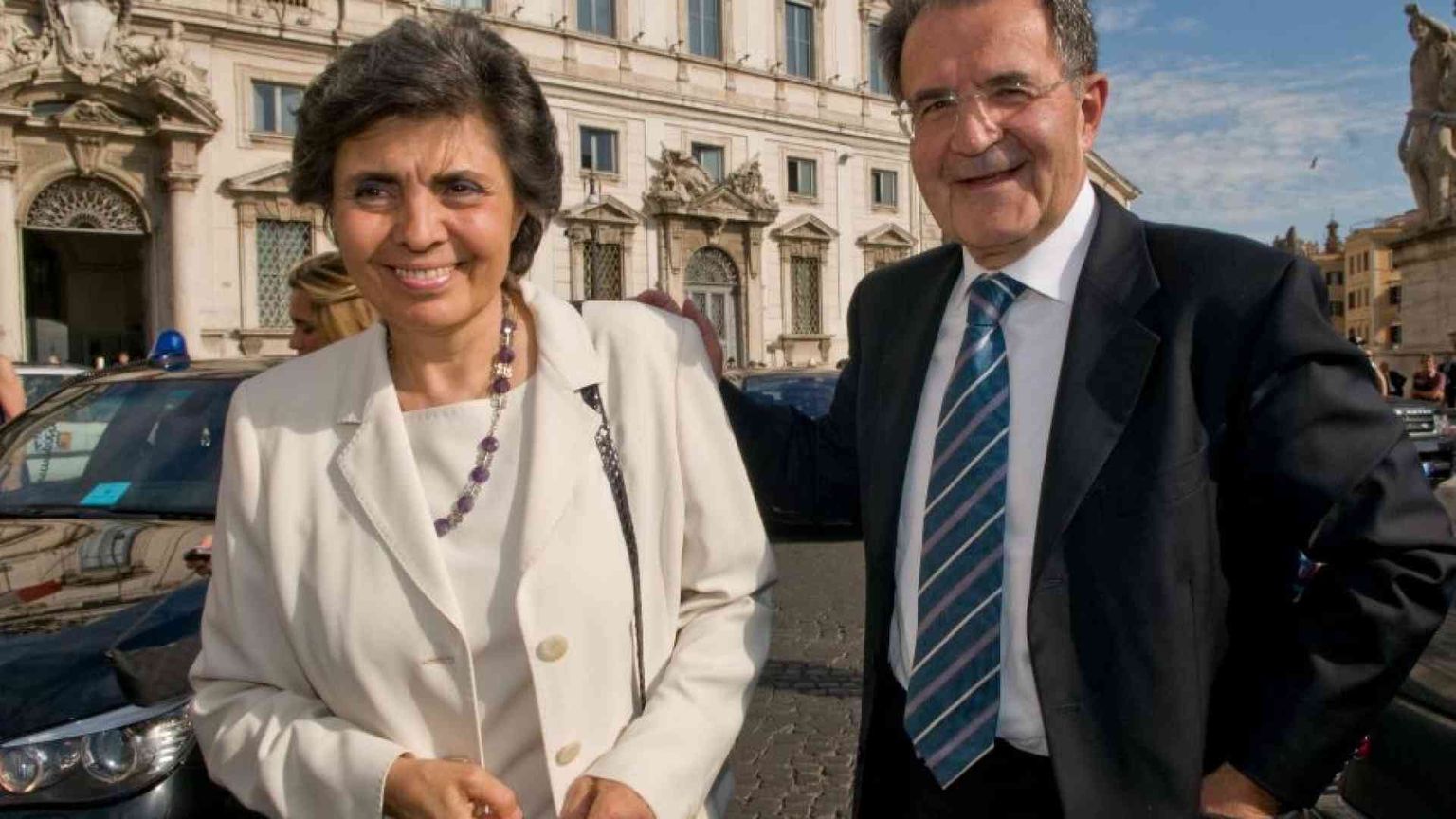 Papa Francesco scrive a Prodi. Oggi i funerali della moglie Flavia Franzoni