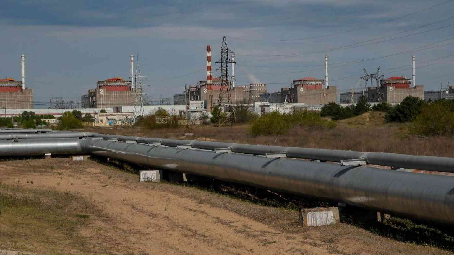 Visita alla centrale di Zaporizhzhia, dove russi e ucraini lavorano insieme