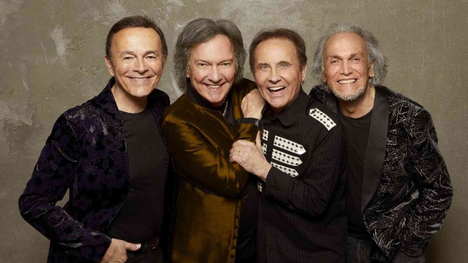 Pooh a San Siro: "Noi riuniti grazie ai figli"