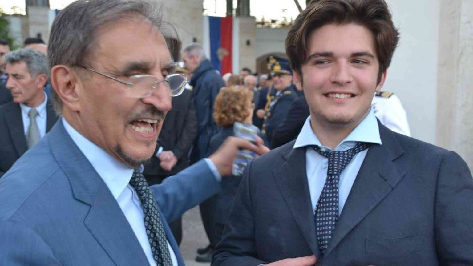 Figlio di La Russa indagato per violenza sessuale. Un caso le parole del padre