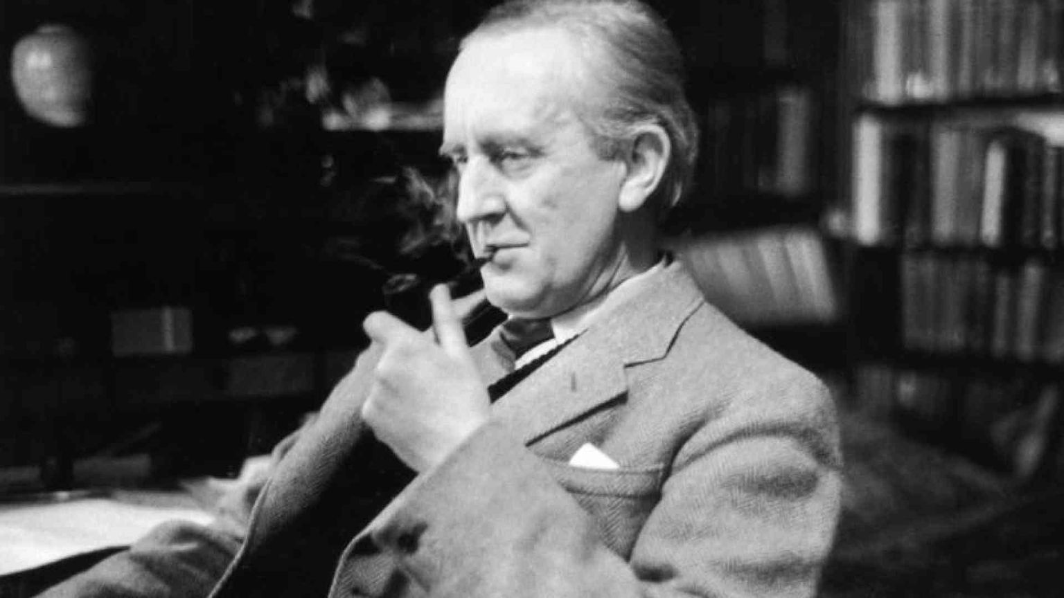Tolkien: la vita, l'eredità e le celebrazioni a 50 anni dalla morte