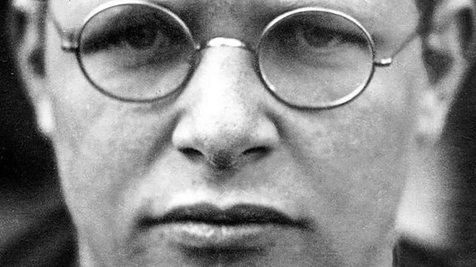 Le poesie dal carcere di Bonhoeffer: inni a Dio e resistenza in versi