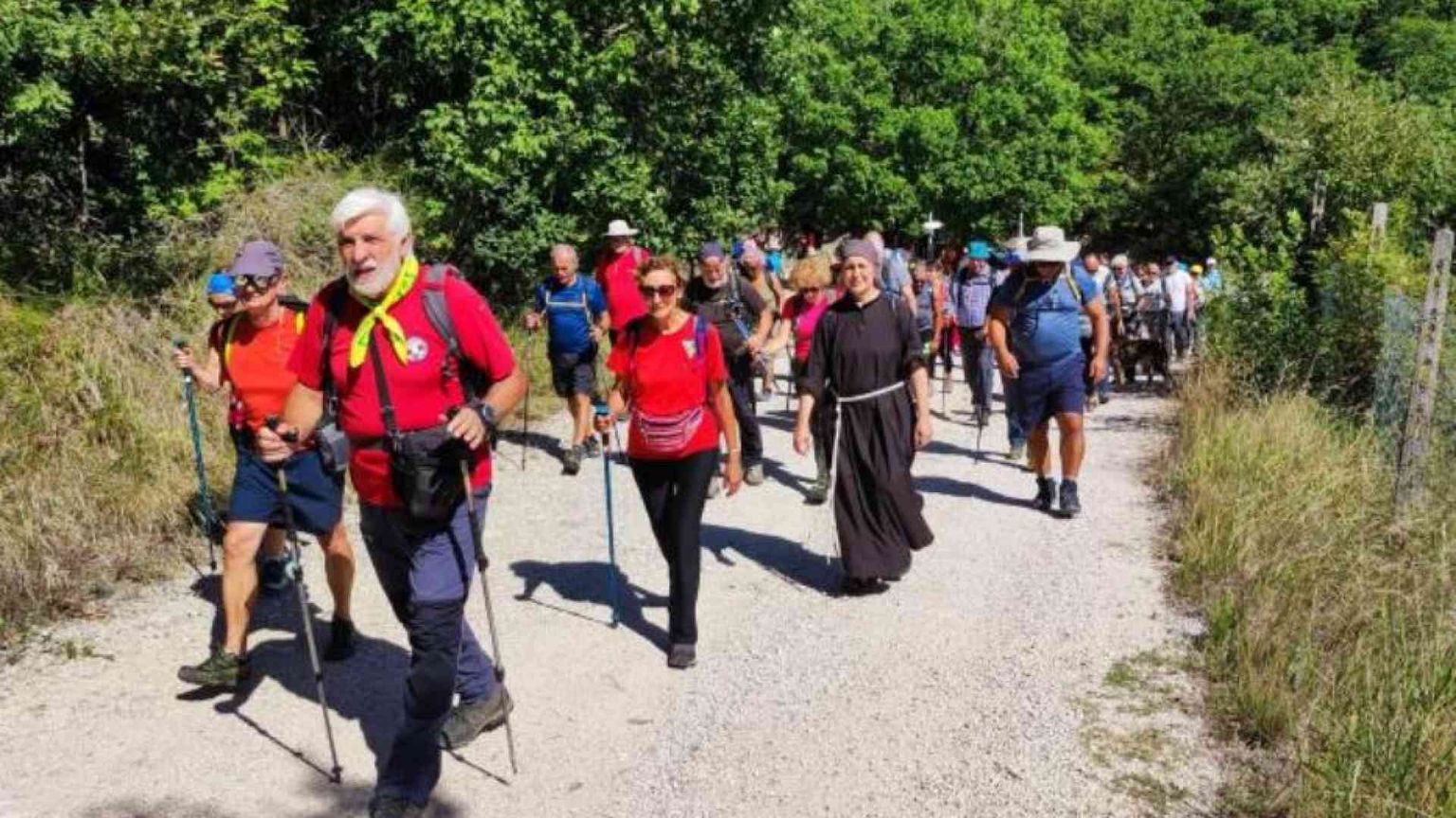 Da Assisi a Gubbio, pellegrinaggio con matrimonio