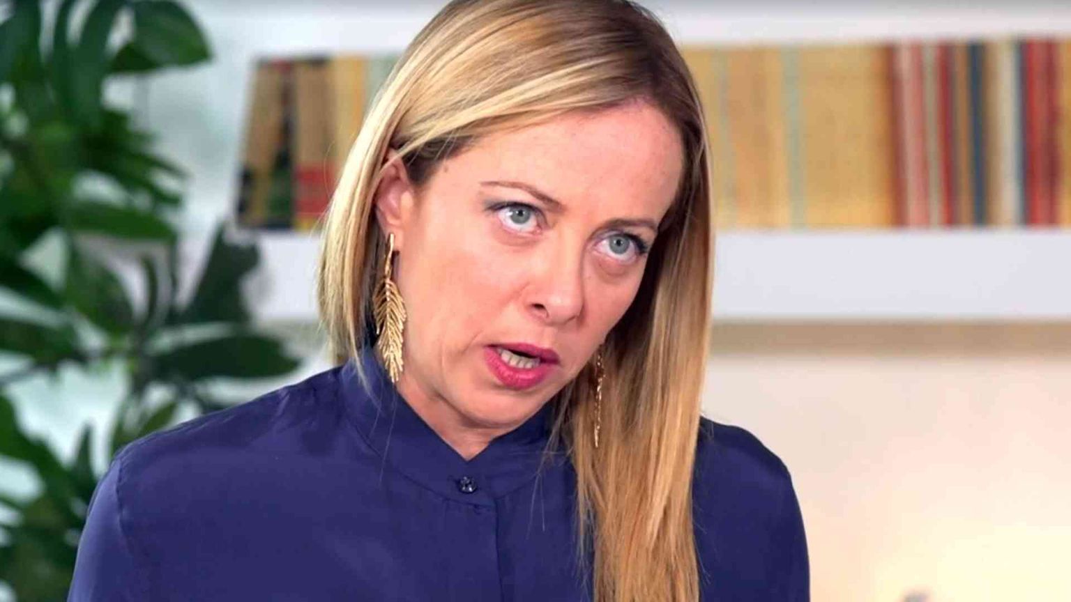 Meloni a Scholz: «Con i fondi alle ong si rischiano nuove tragedie»