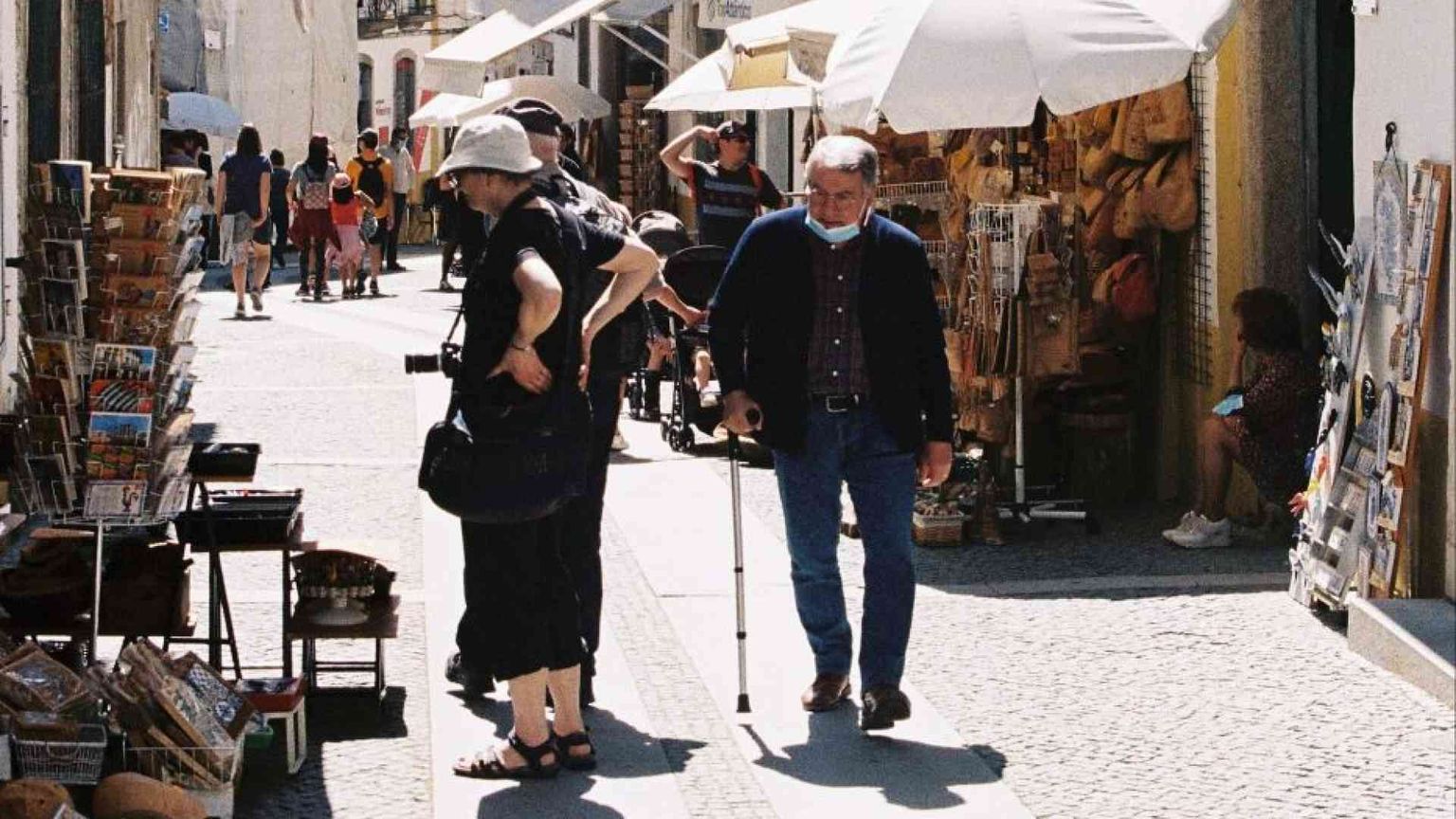 Il Portogallo dice addio ai pensionati stranieri: stop agevolazioni fiscali