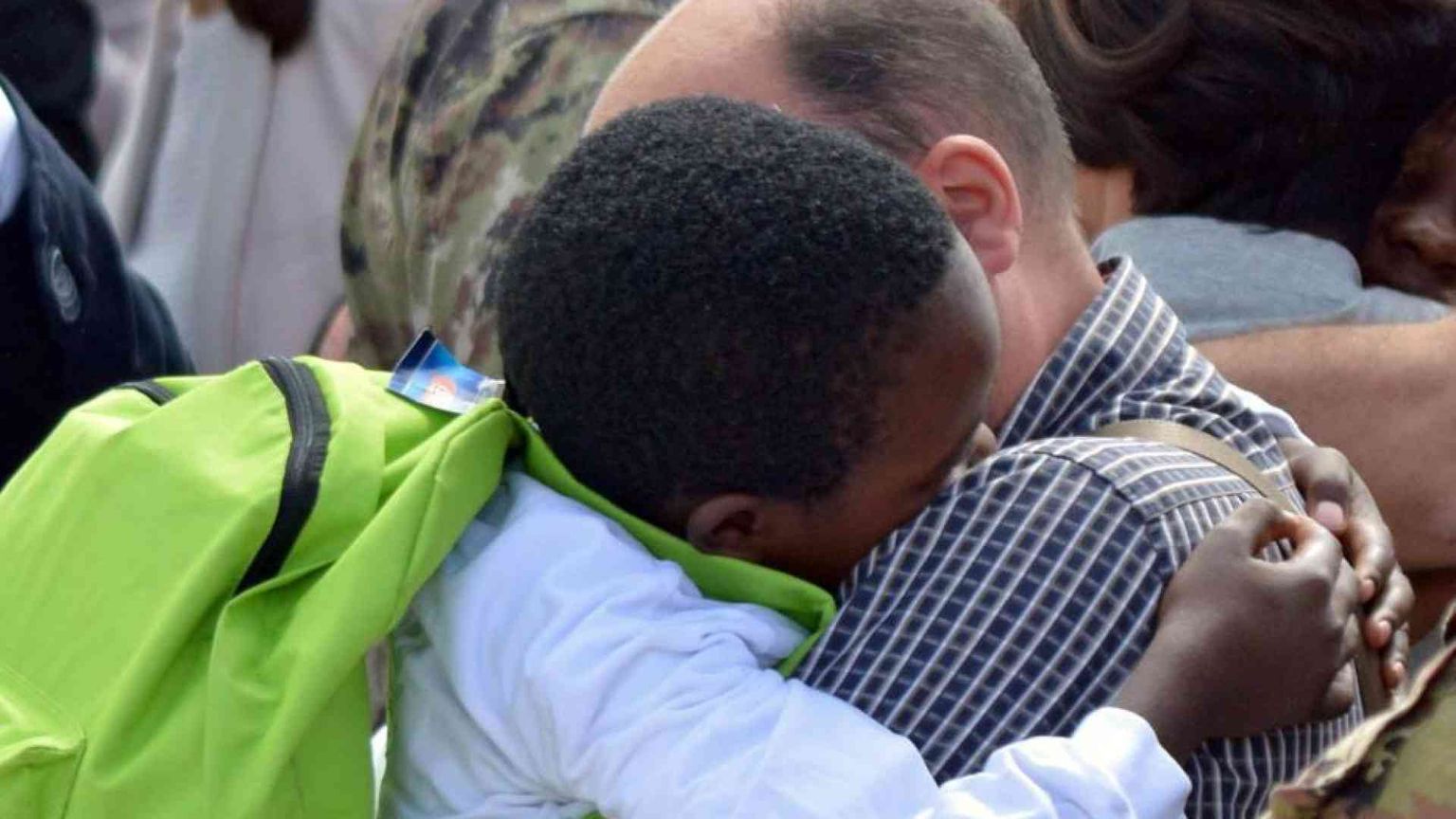 Adozioni, un dossier per la riforma: «Prima le coppie, poi i giudici»