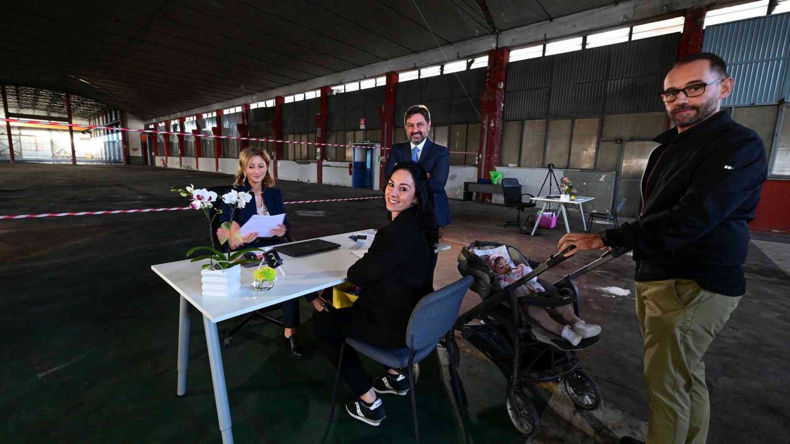 Ritorno in fabbrica a Napoli per gli operai ex Whirlpool