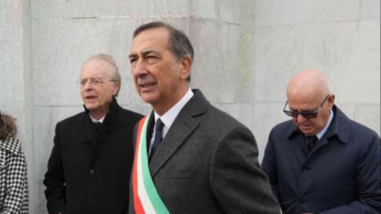 Il sindaco Sala: «Casa e sicurezza, Milano è sola»