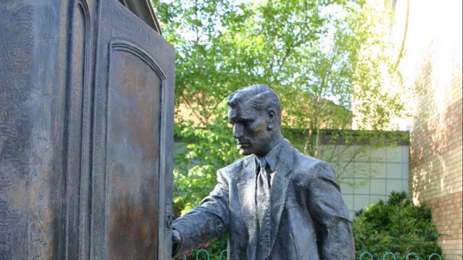 L'aldilà di C.S. Lewis: bello e medievale