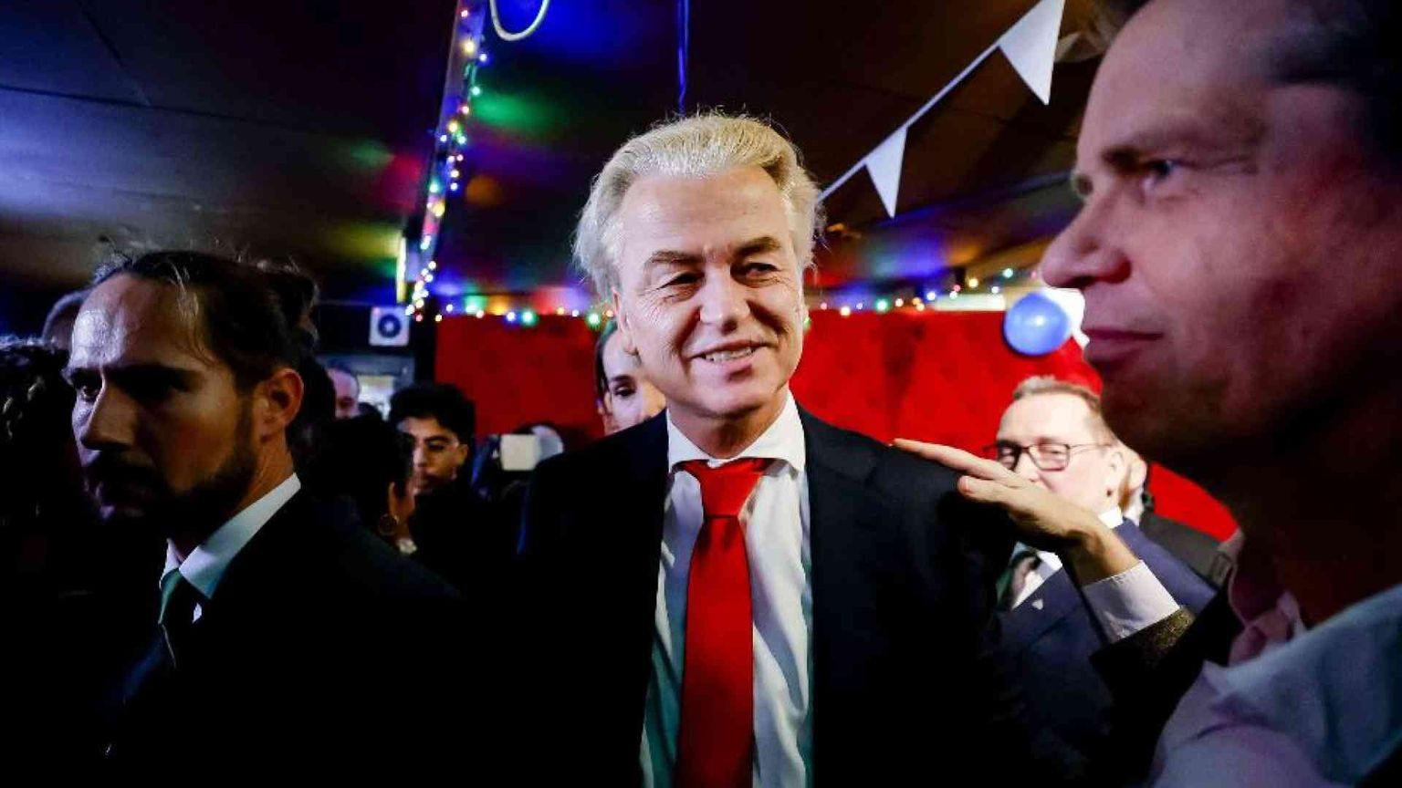 In Olanda vince la destra estrema di Wilders. Ma sarà difficile fare alleanze