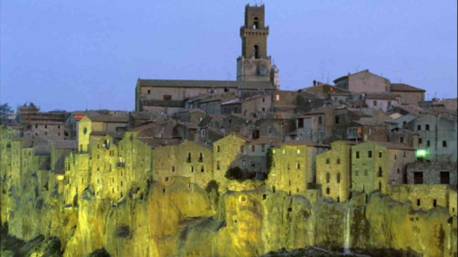 Nelle città italiane del Medioevo emerge il fine sociale della bellezza