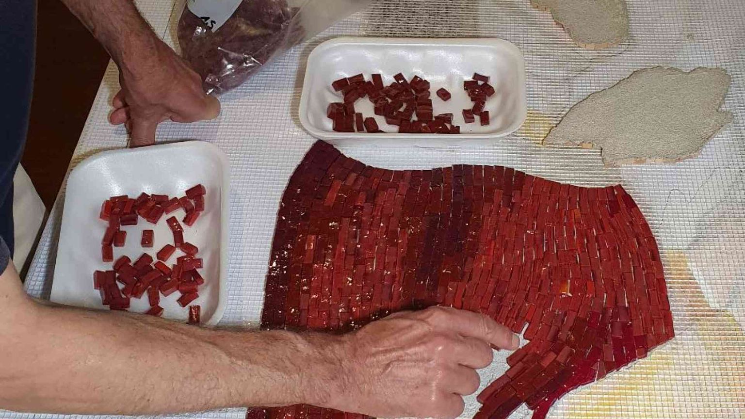 «I miei mosaici in dono al Papa»