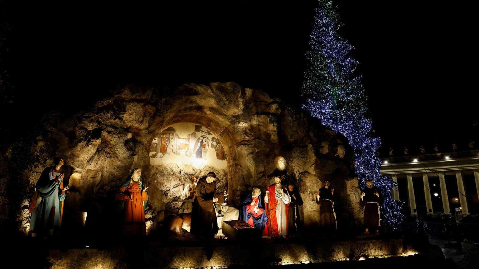 «Presepe e albero ci fanno pensare ai bimbi in Terra Santa e all'ecologia»