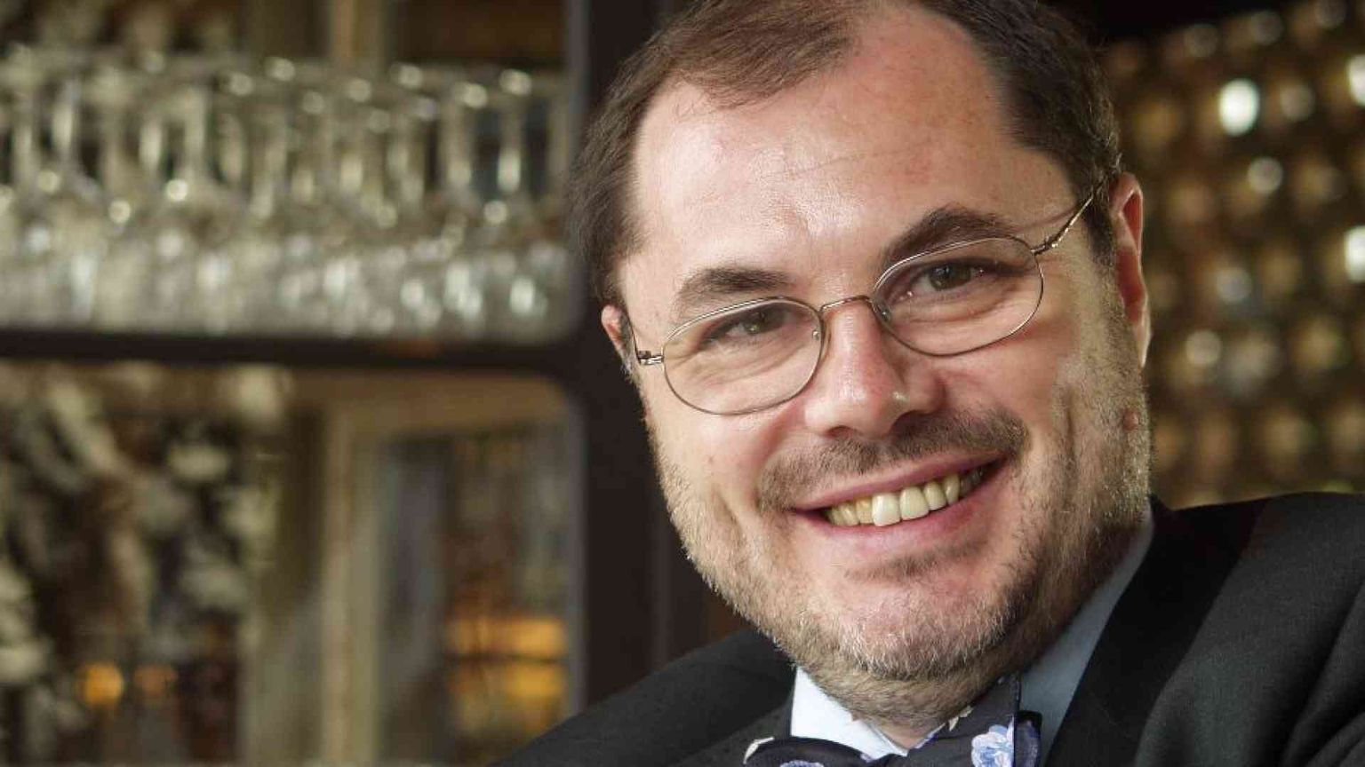 Per il pranzo di Natale una tavola sobria