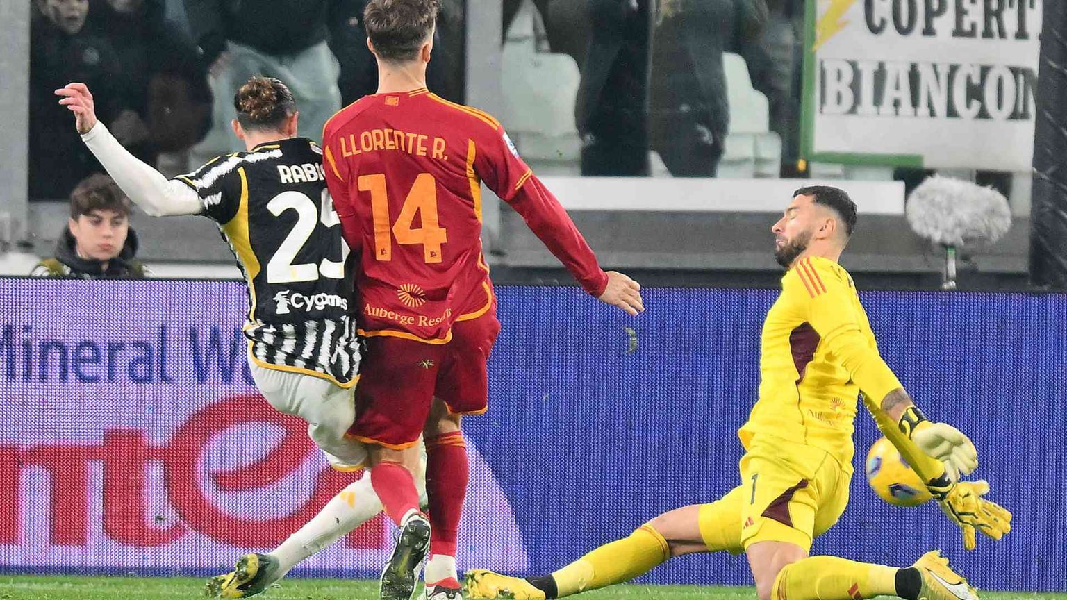 Perché l'abbonamento a Dazn mi costa di più