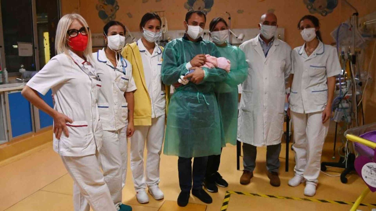 Peso alla nascita: 800 grammi. I miracoli dei “bimbi piuma”