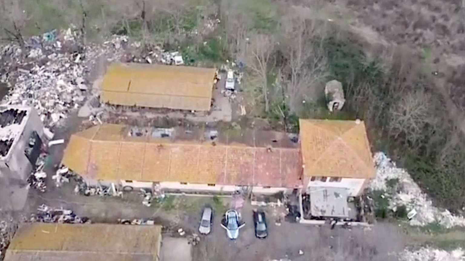 Sequestrata maxidiscarica abusiva a Roma