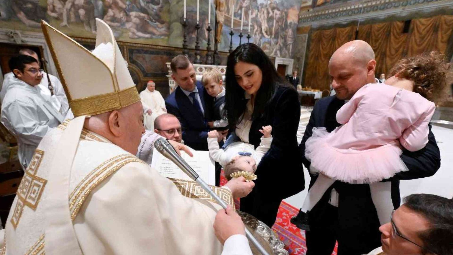 Il Papa: i bambini sono maestri di fede