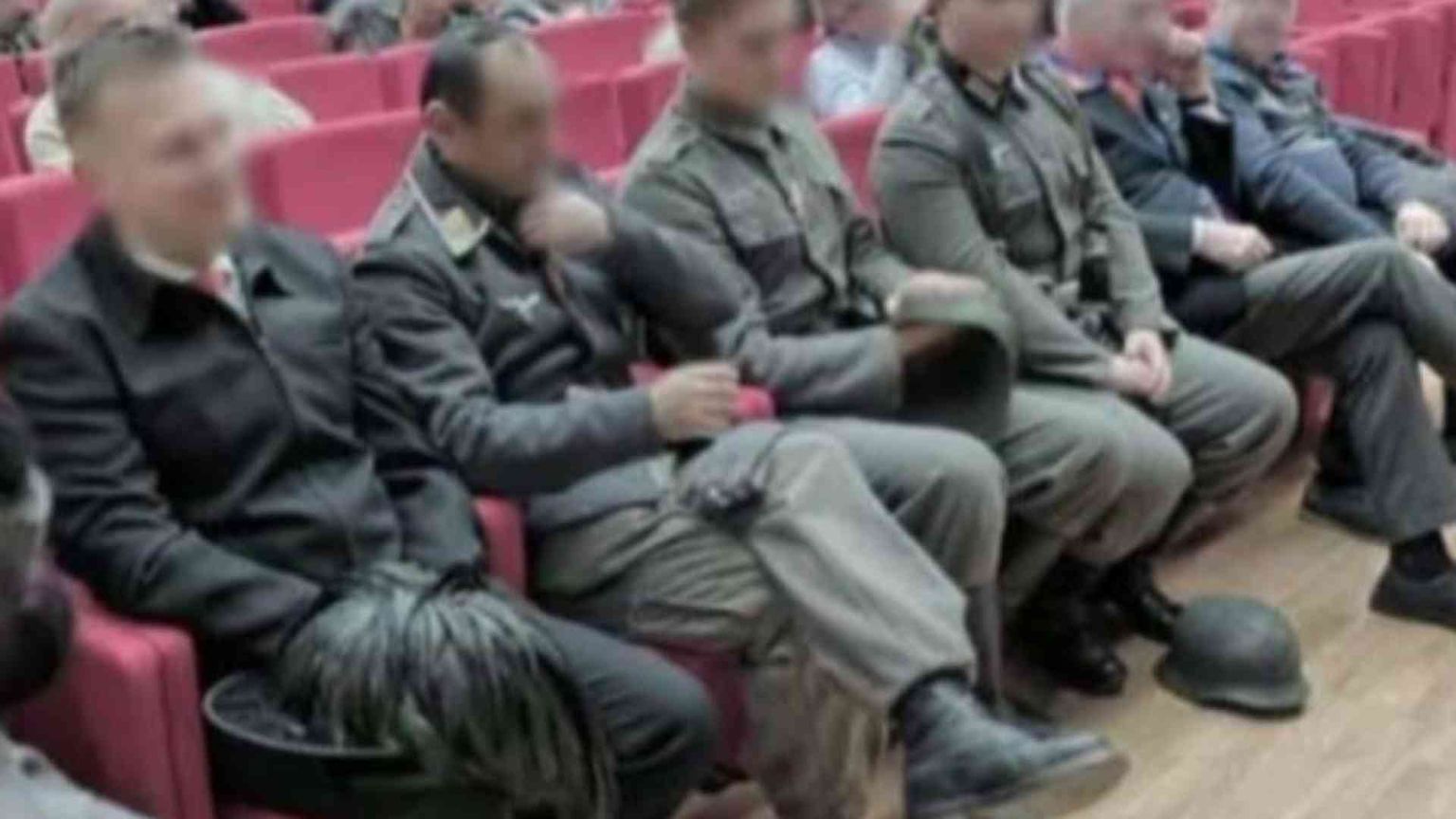 Camicie nere, Ss, echi di un vecchio clima: 15 mesi di provocazioni