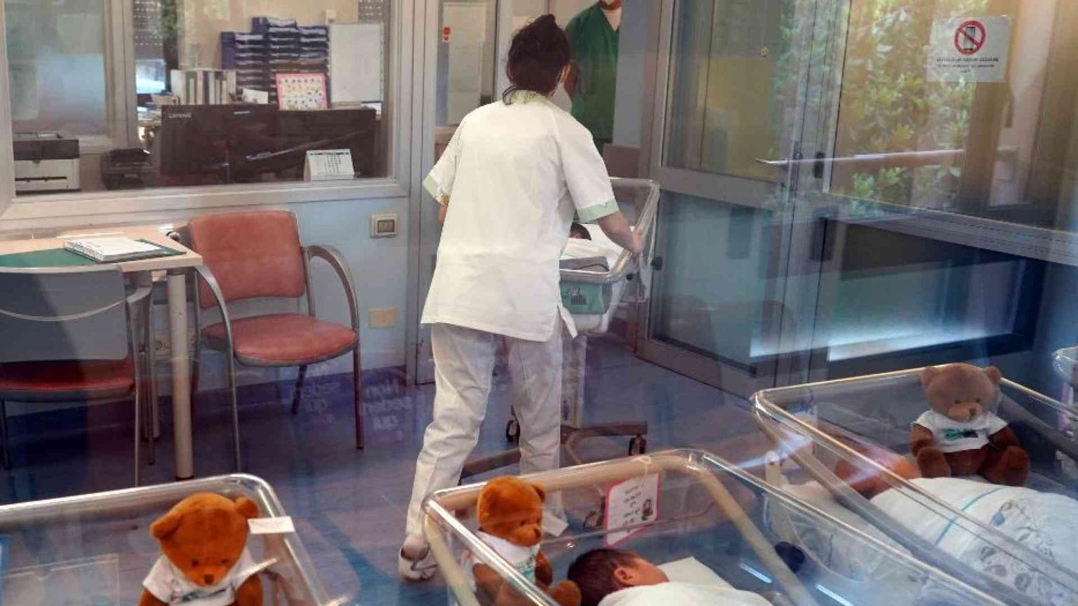 Allarme mortalità in gravidanza, spunta il fattore sociale