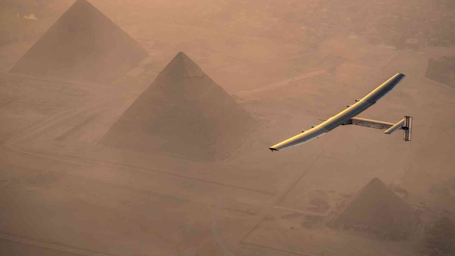 Il giro di Piccard: «Ci salverà l'efficienza»