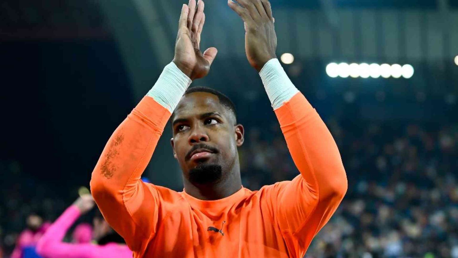 L'arbitro primo alleato contro la vergogna razzista