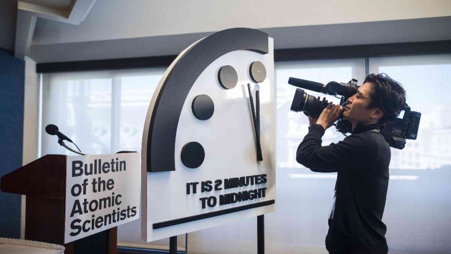 L'“Orologio dell'Apocalisse” resta a un soffio dalla catastrofe