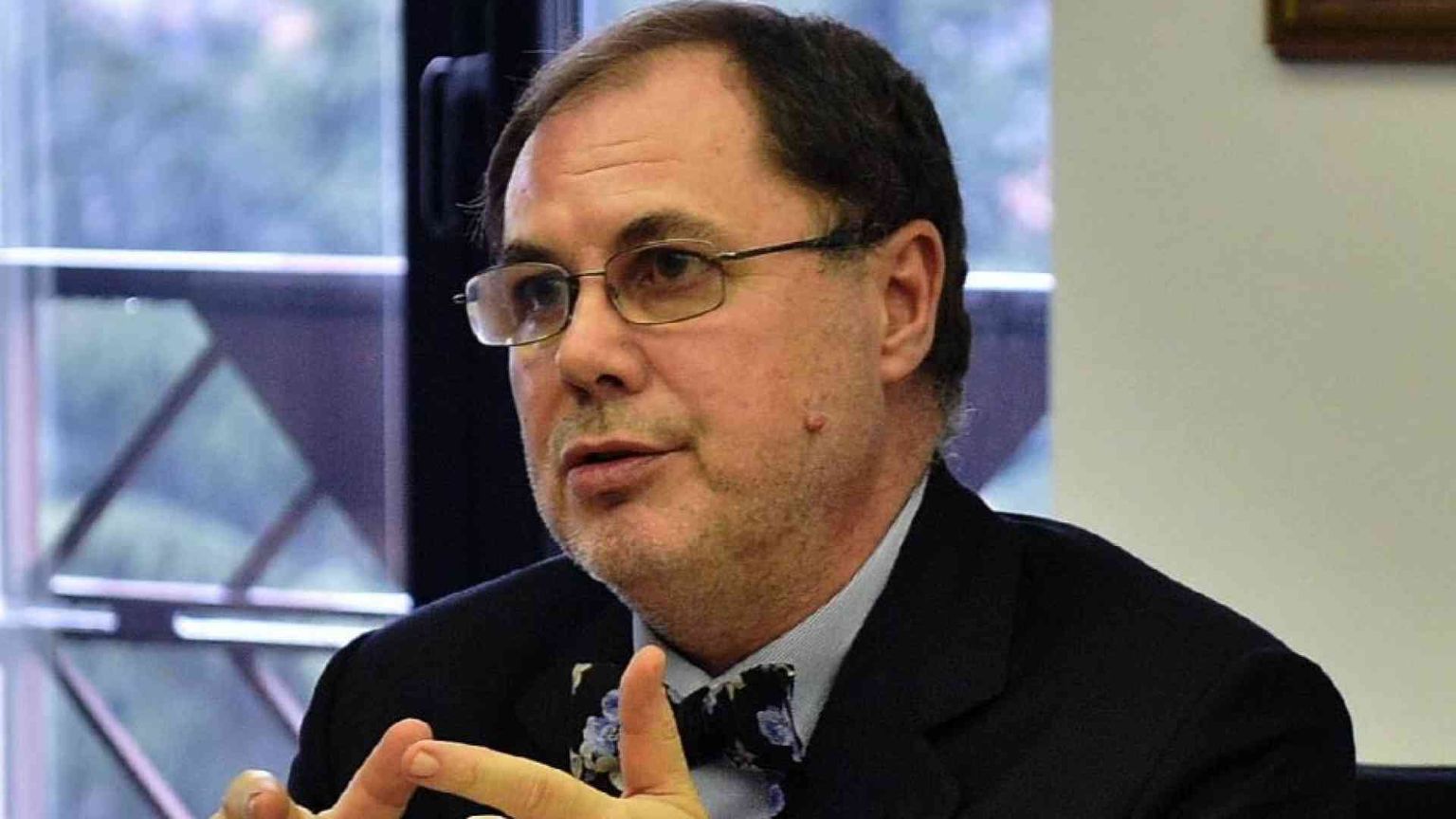 Il vino, un dono da riscoprire con saggezza e socialità