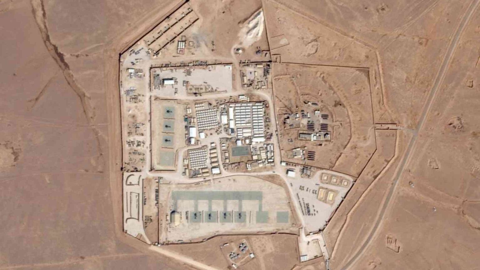 Attacco in Giordania, morti tre soldati americani. Iran: noi estranei