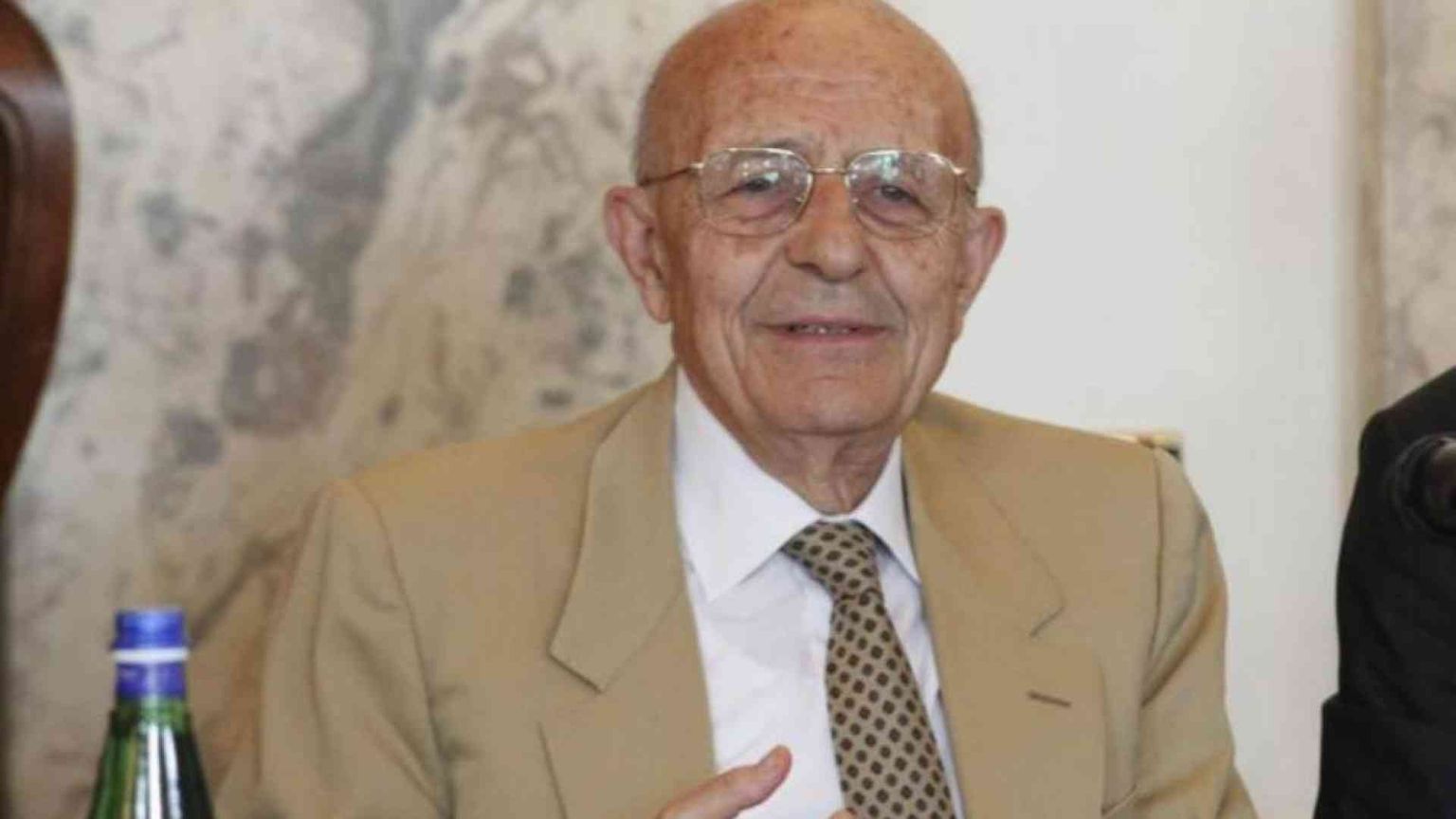 Cassese: «L’autonomia è parte della storia italiana»