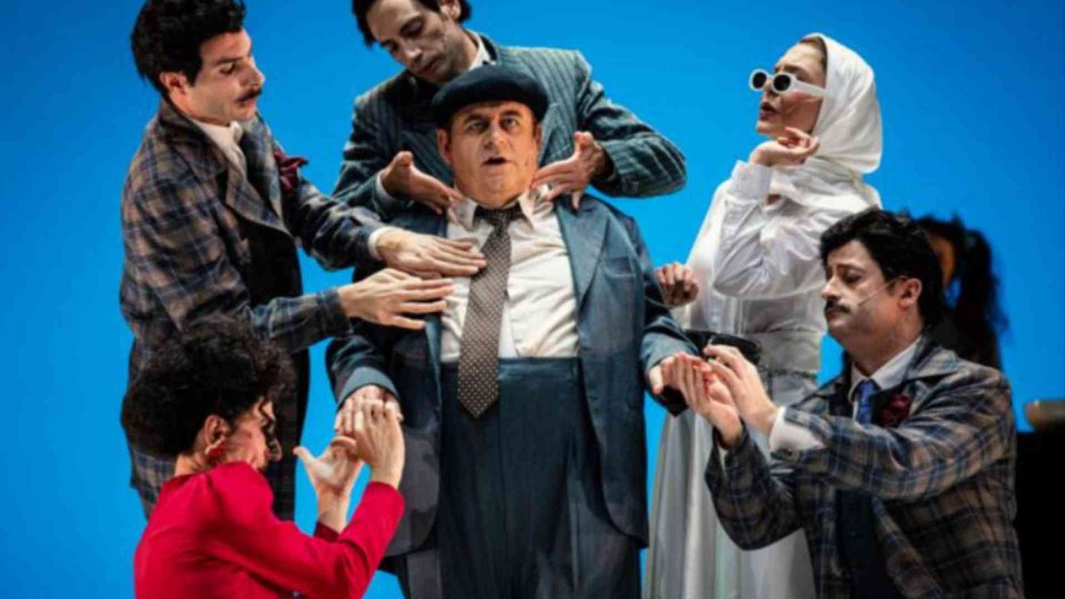 Fantozzi, il mito tra le sue nuvolette