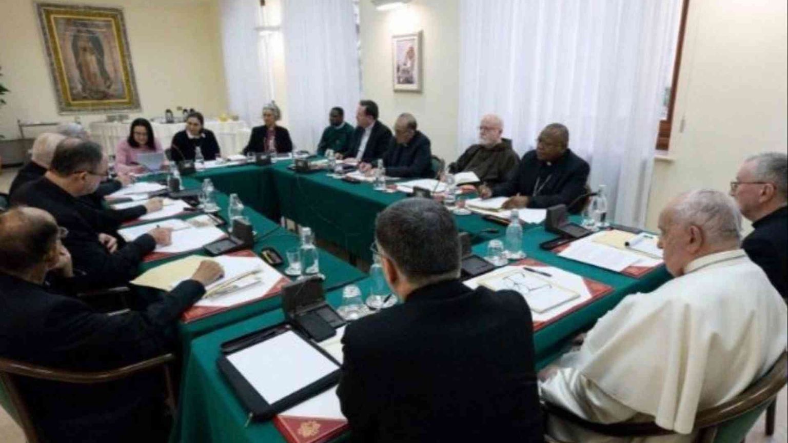 C9, chi sono i cardinali che aiutano il Papa