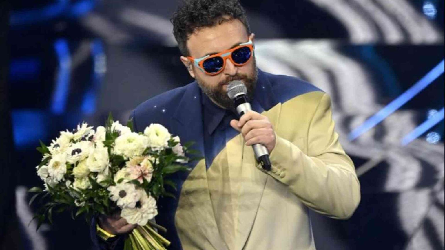 Dargen D'Amico: «Alziamo l’onda multietnica»