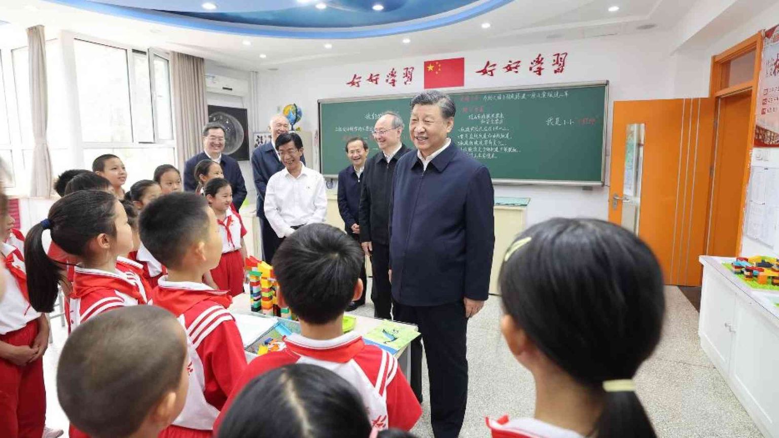 Oberati, burocraticizzati e a rischio tagli: il malessere dei professori