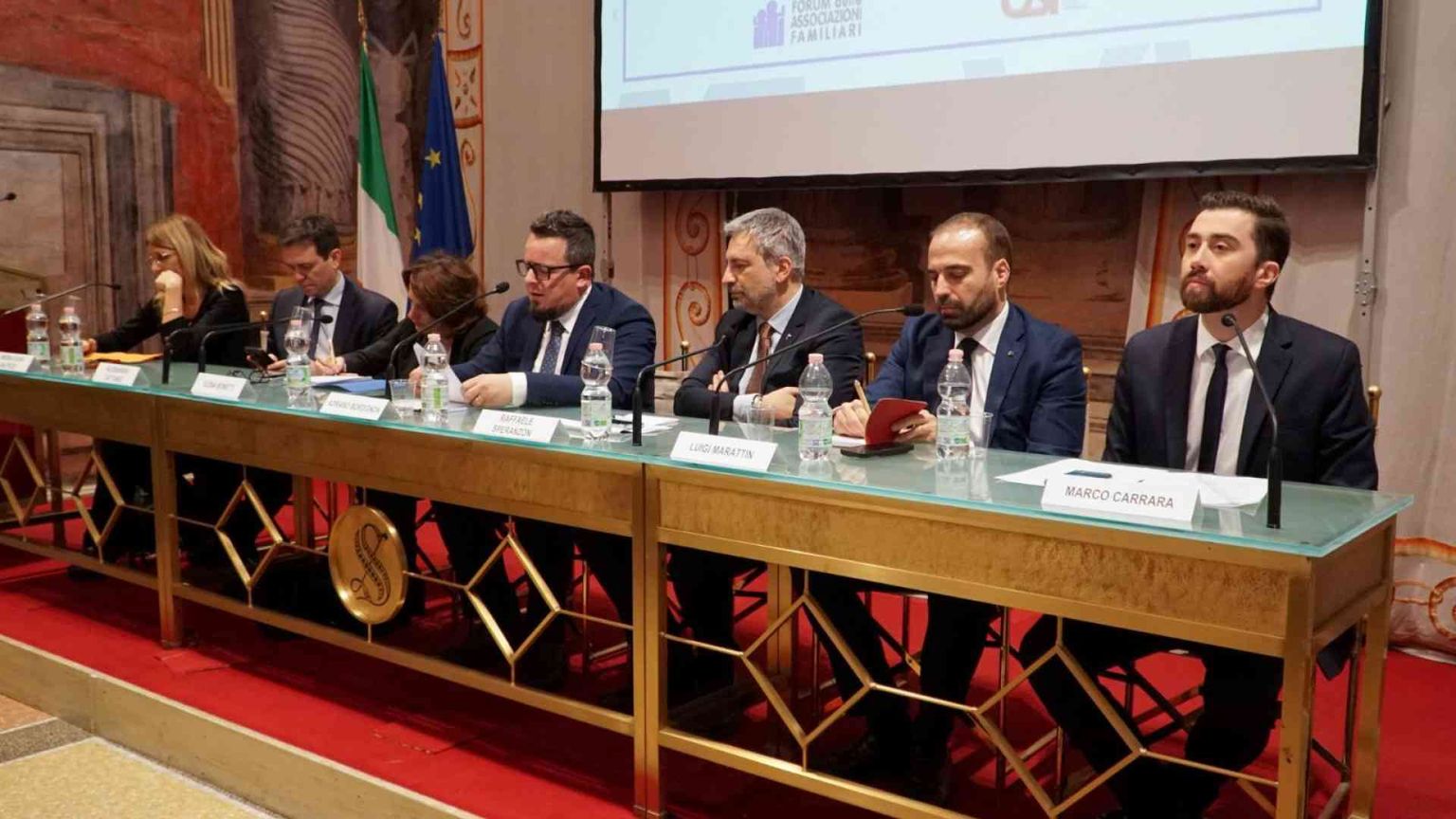 Per tornare a fare figli «l'assegno unico non basta»