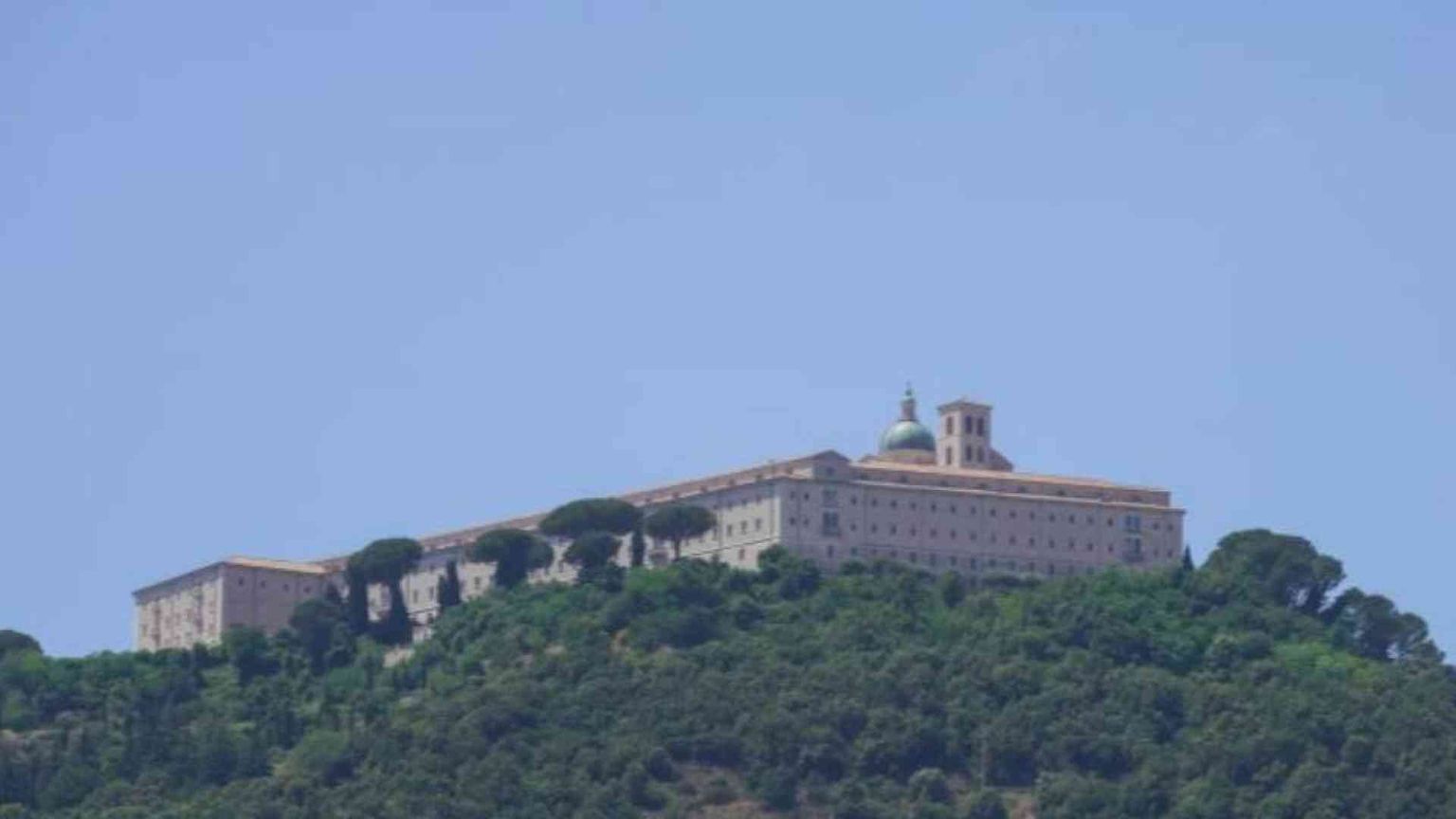 Nella Montecassino ferita dalla guerra l’Abbazia rinata chiama alla pace