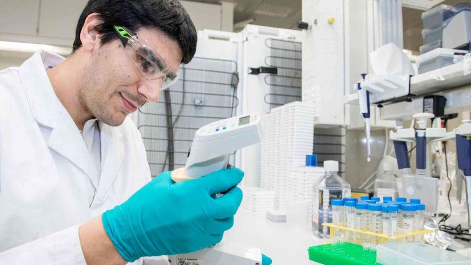 Dai farmaci lavoro al Sud, Novartis si espande