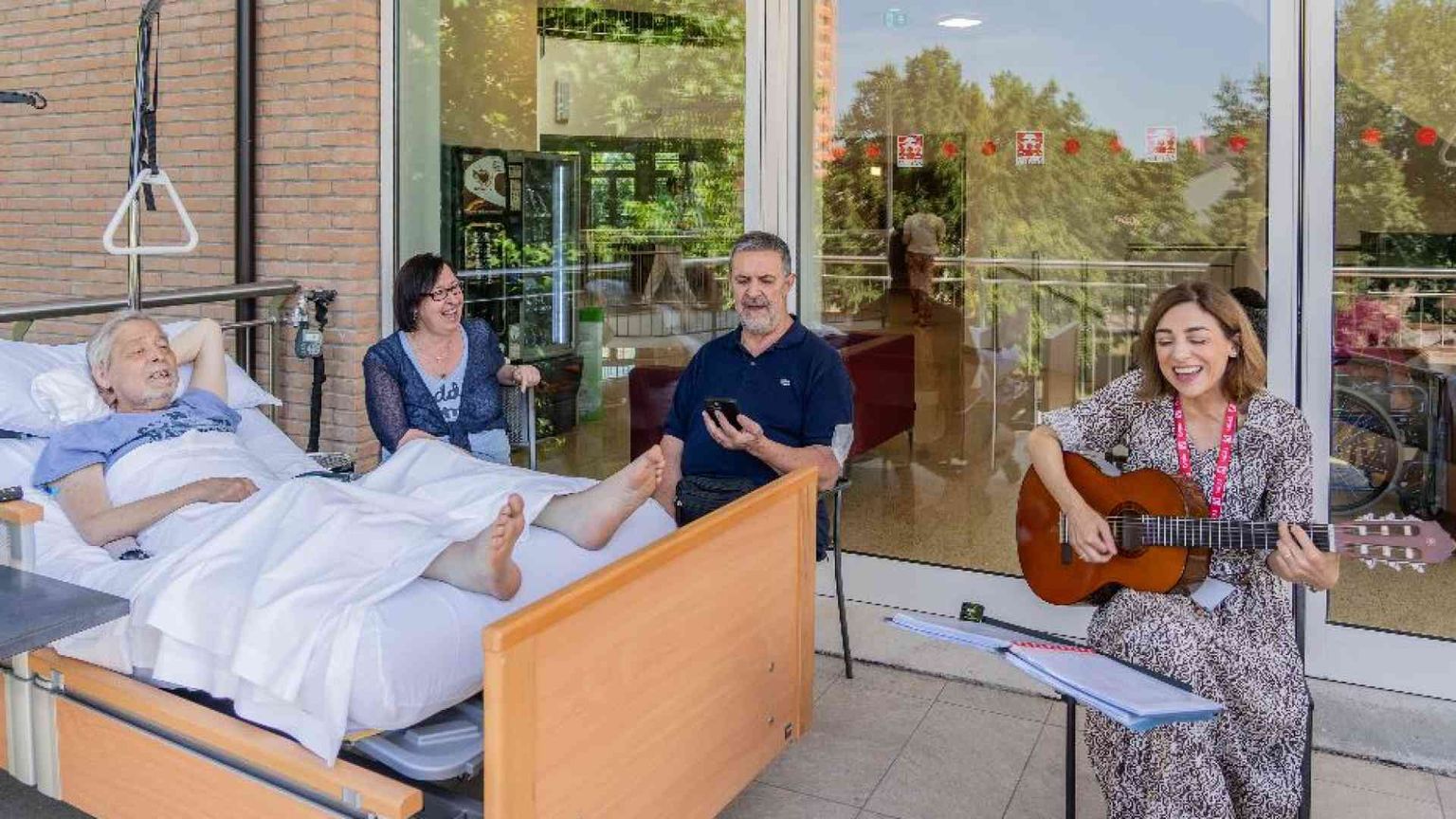 Nell’hospice la risposta alla malattia inguaribile c’è: la cura della persona