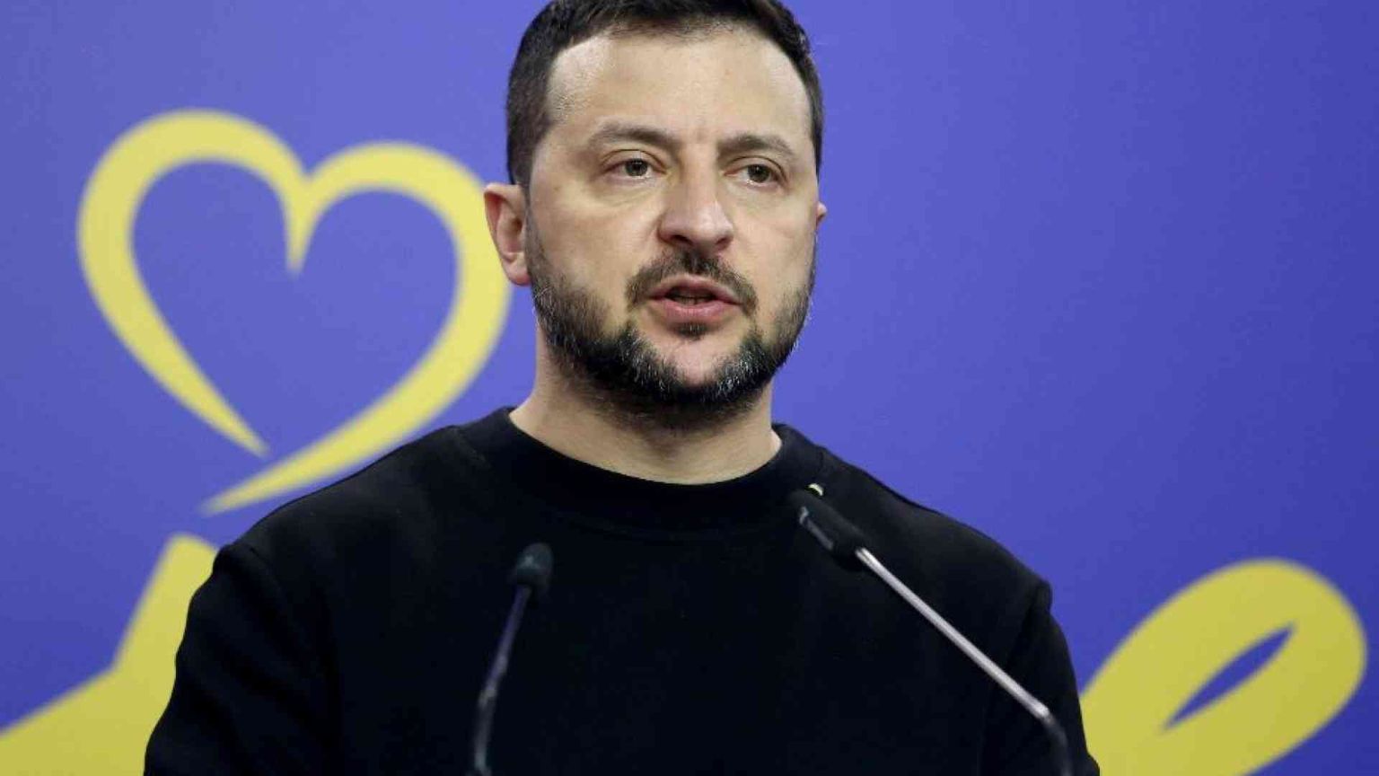 Ucraina, guerra e sostegno alla via negoziale