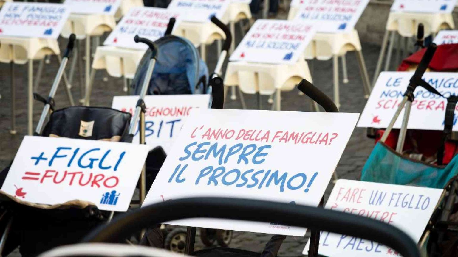 Assegno unico contro Isee: c'è un cortocircuito tra fisco e famiglia