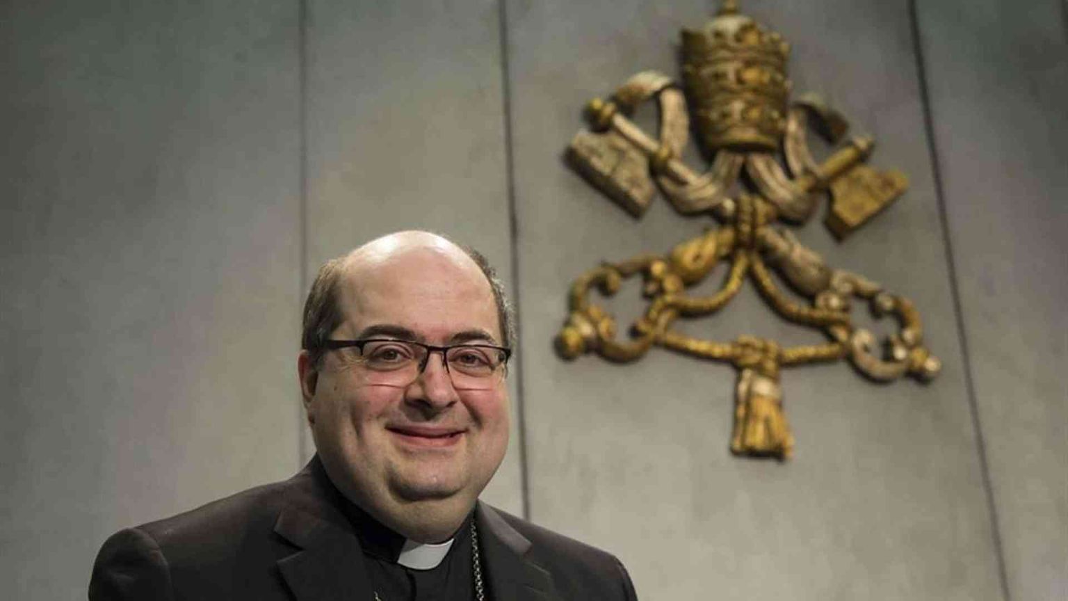 «Chi si impegna nella politica non si presti a dividere i cristiani»