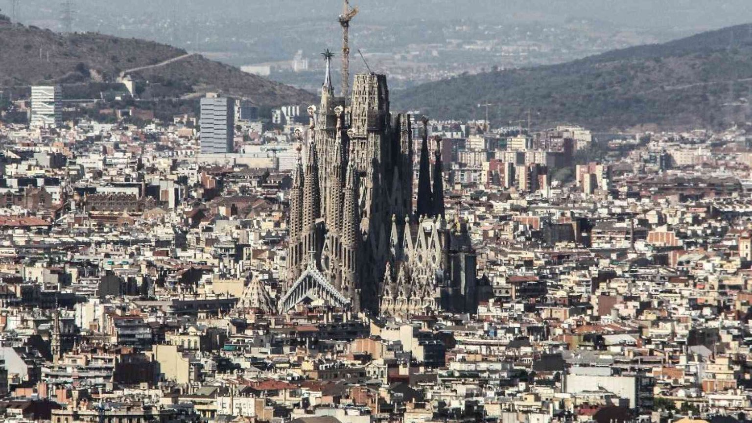 La Sagrada Familia verrà completata nel 2026