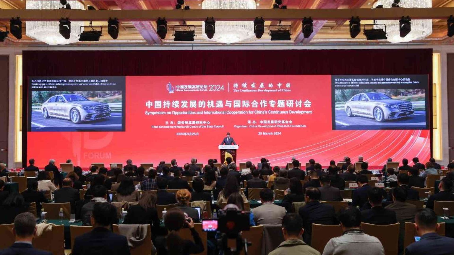 La Cina corteggia i supermanager stranieri: ecco perché