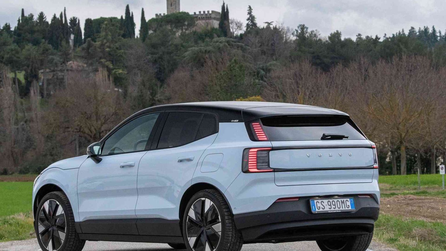 Volvo EX30, la baby eco-elettrica minimalista