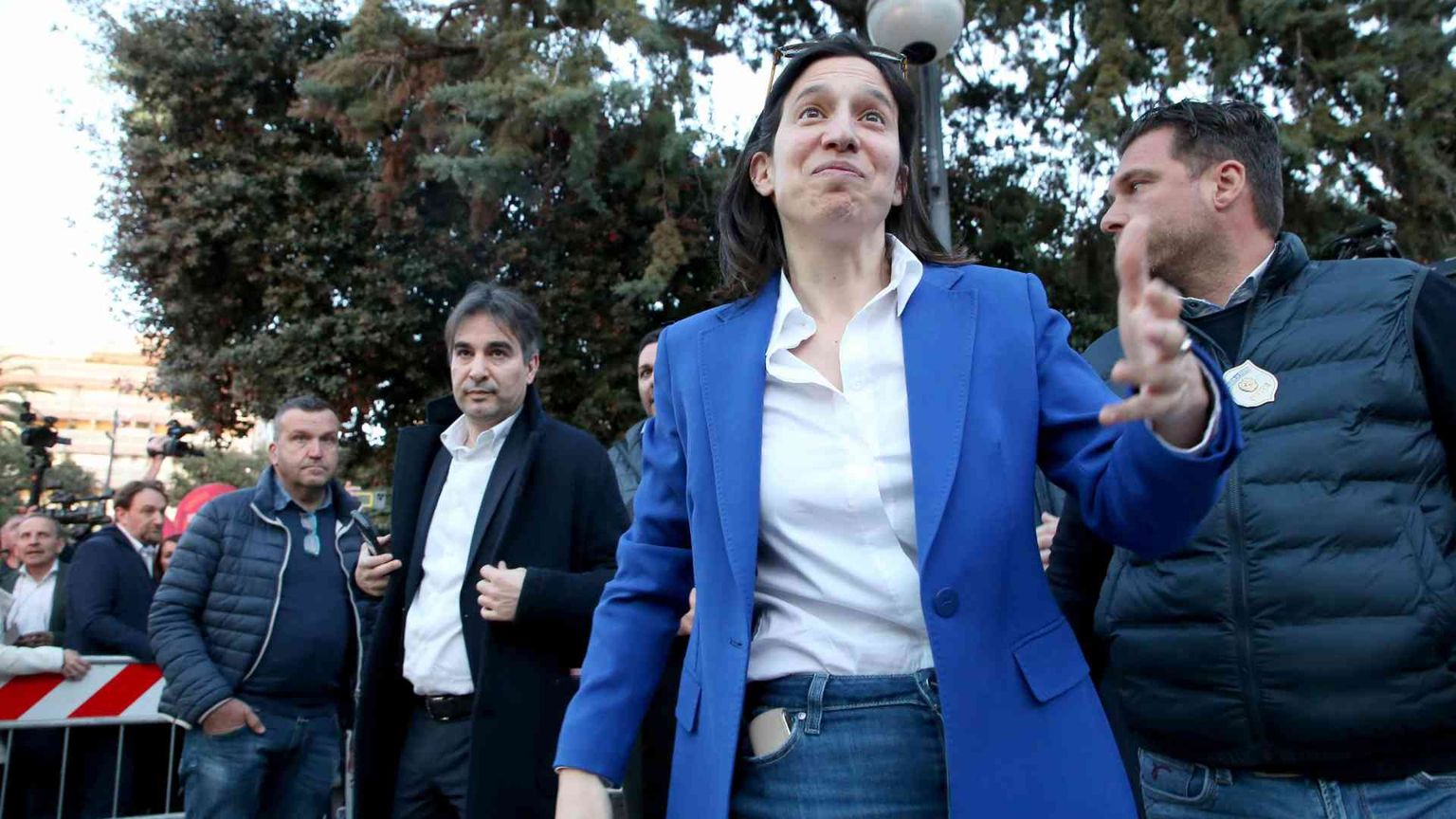 Schlein e Conte, volano le sberle