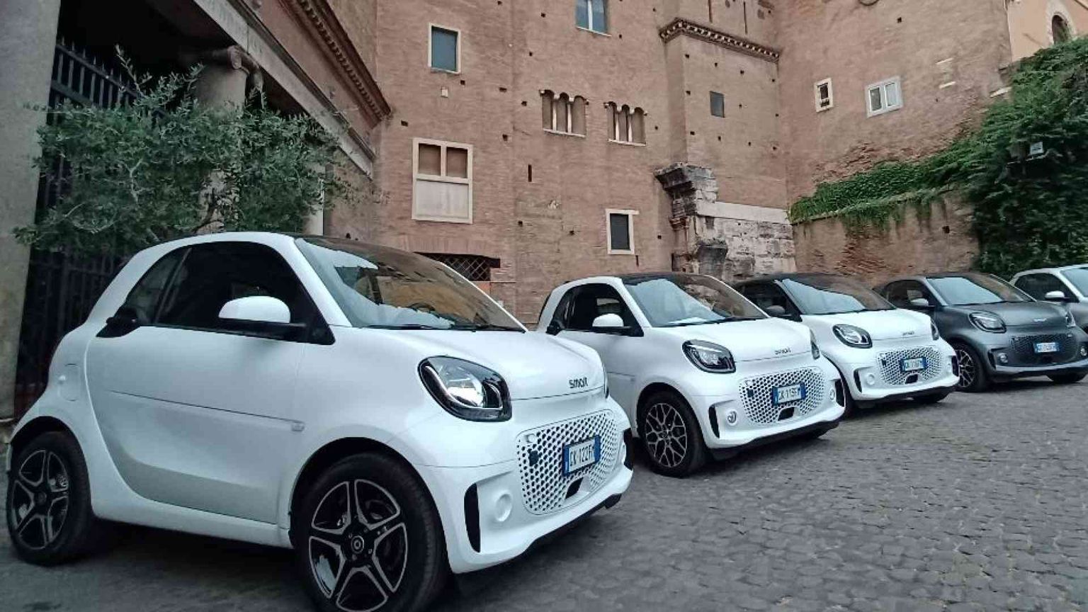 Ha appena detto addio, ma tornerà: c'è un piano per la nuova Smart Fortwo