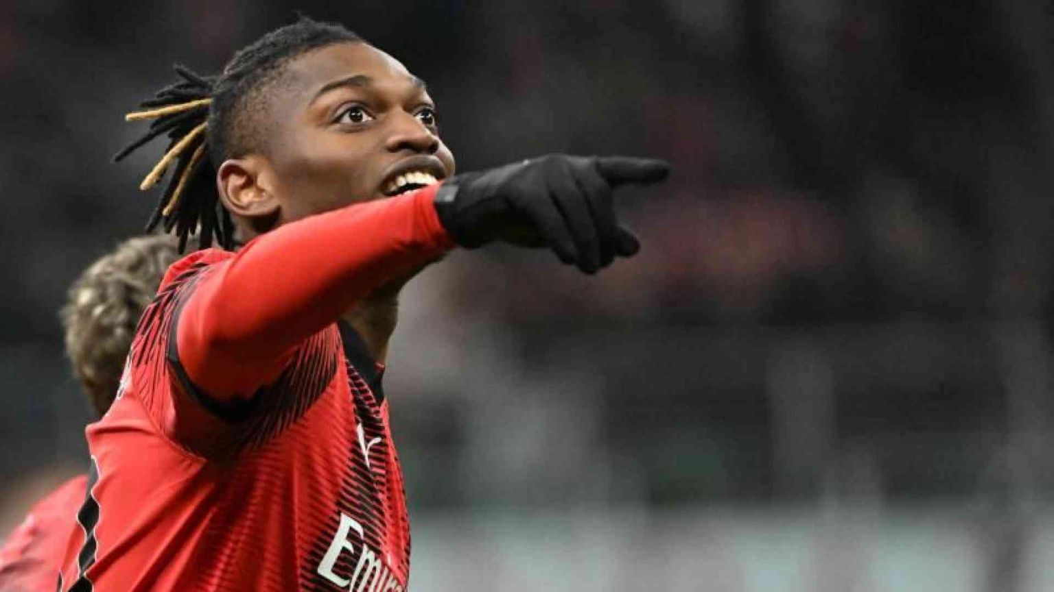 Le confessioni di Leao: fede, dribbing e sorrisi