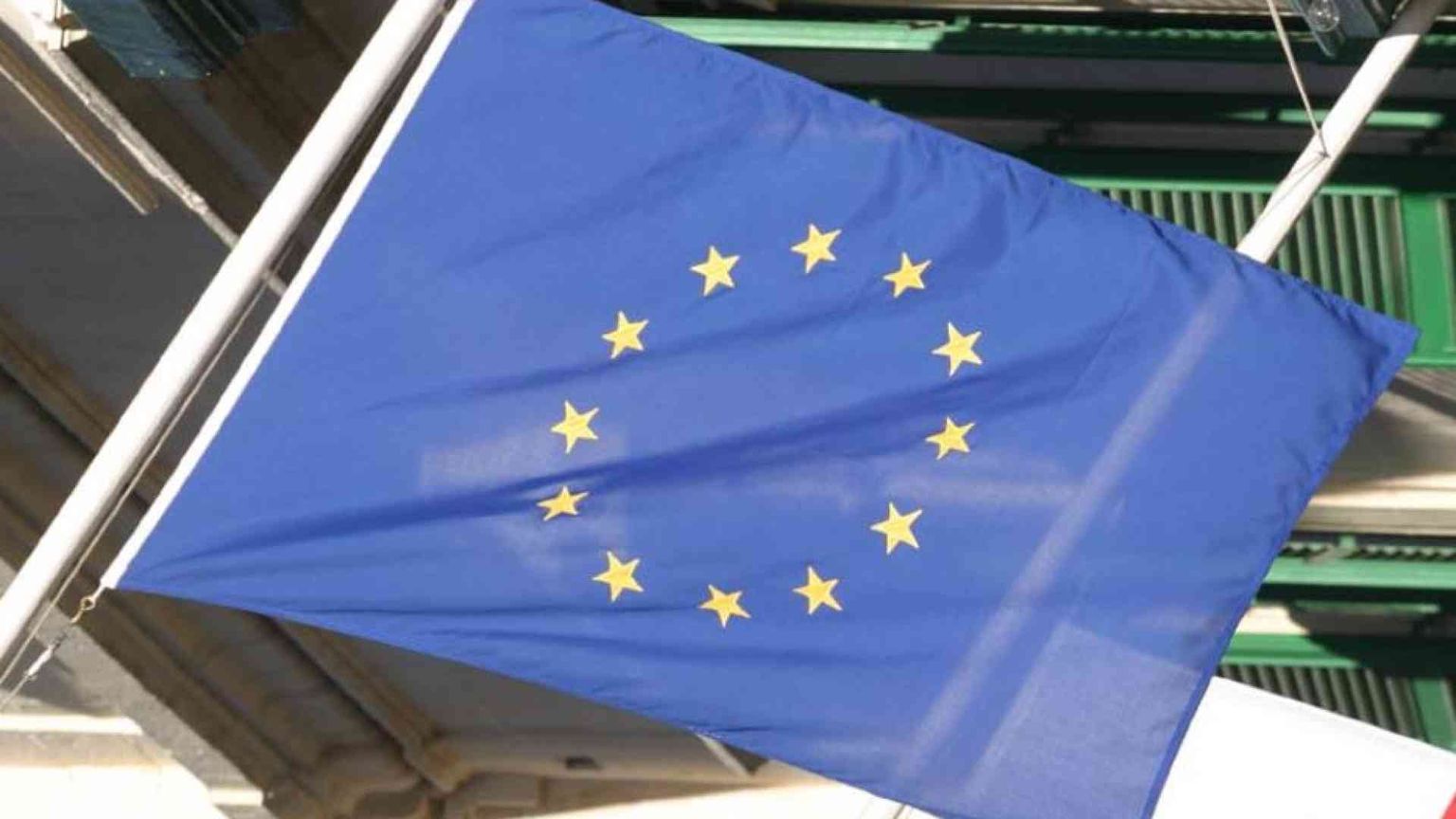 L'Europarlamento chiede il “diritto” di aborto nella Carta Ue