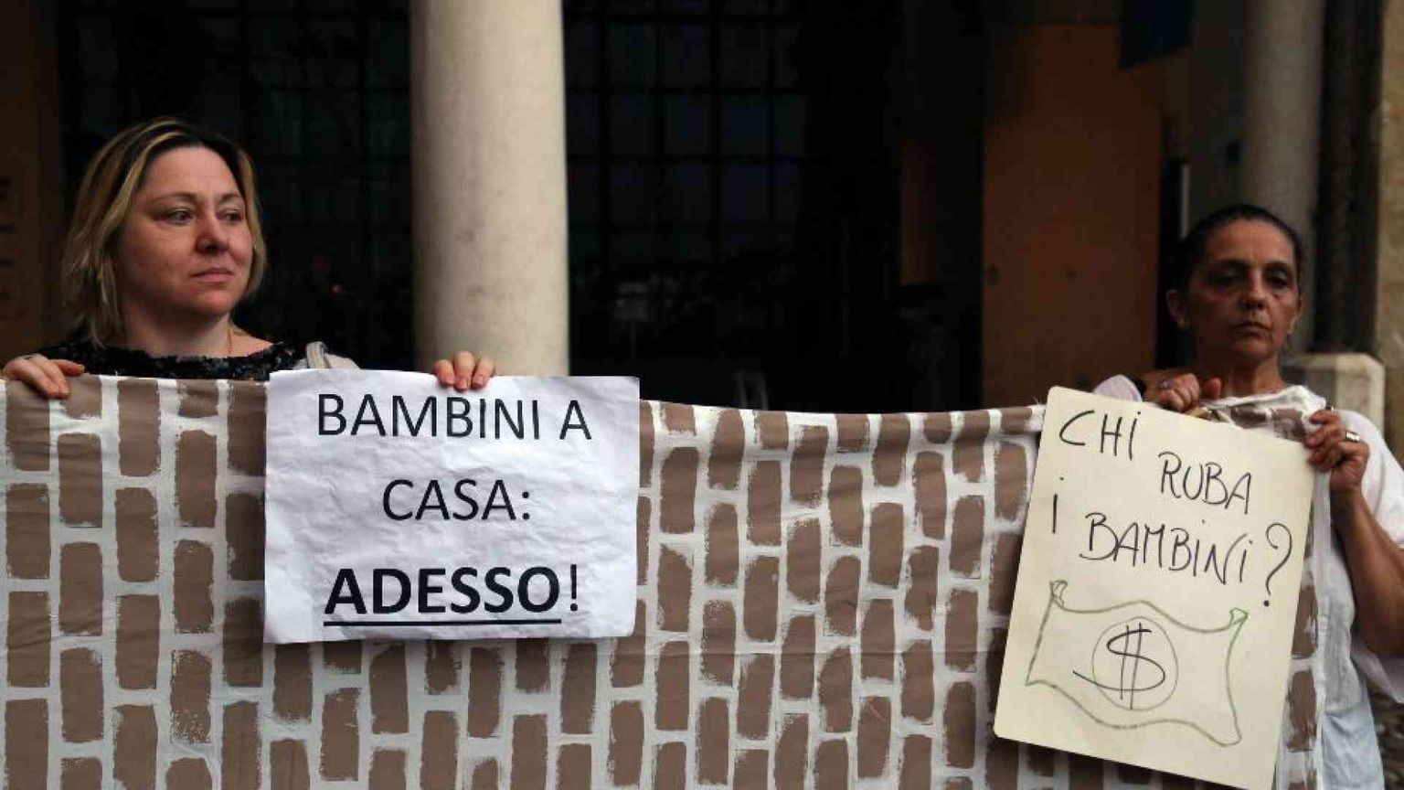 Ombre, risposte, l'assoluzione di Foti: facciamo il punto su Bibbiano