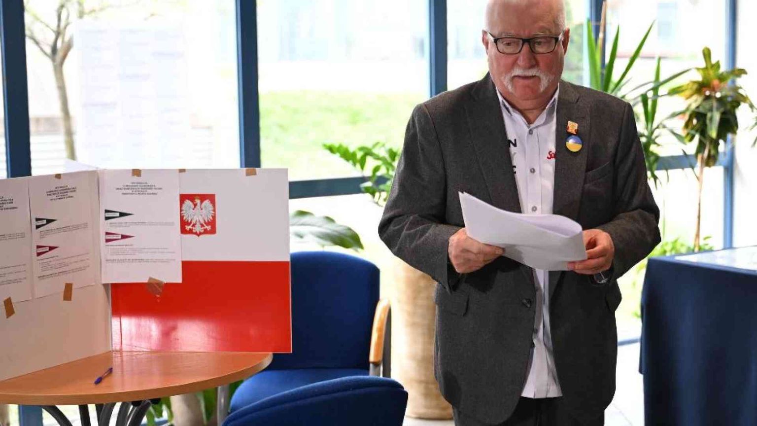 Lech Walesa: «Nuovi metodi di lotta per battere Mosca»